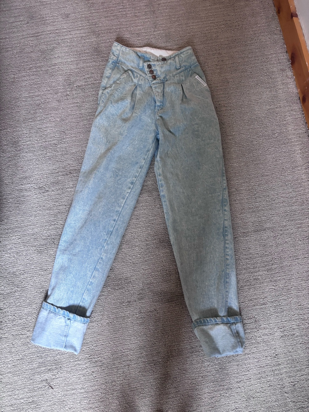 Rockies Women's Relaxed Light Wash Jeans